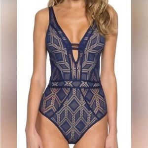 New BECCA by Rebecca Virtue Crochet One-piece Color Play Wanderlust Swimsuit - S